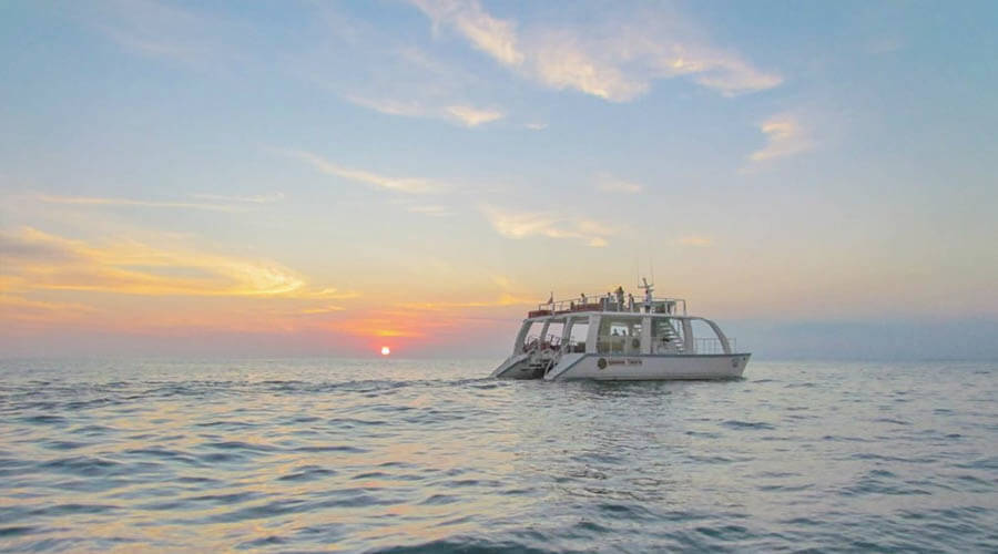 catamaran manuel antonio tour
