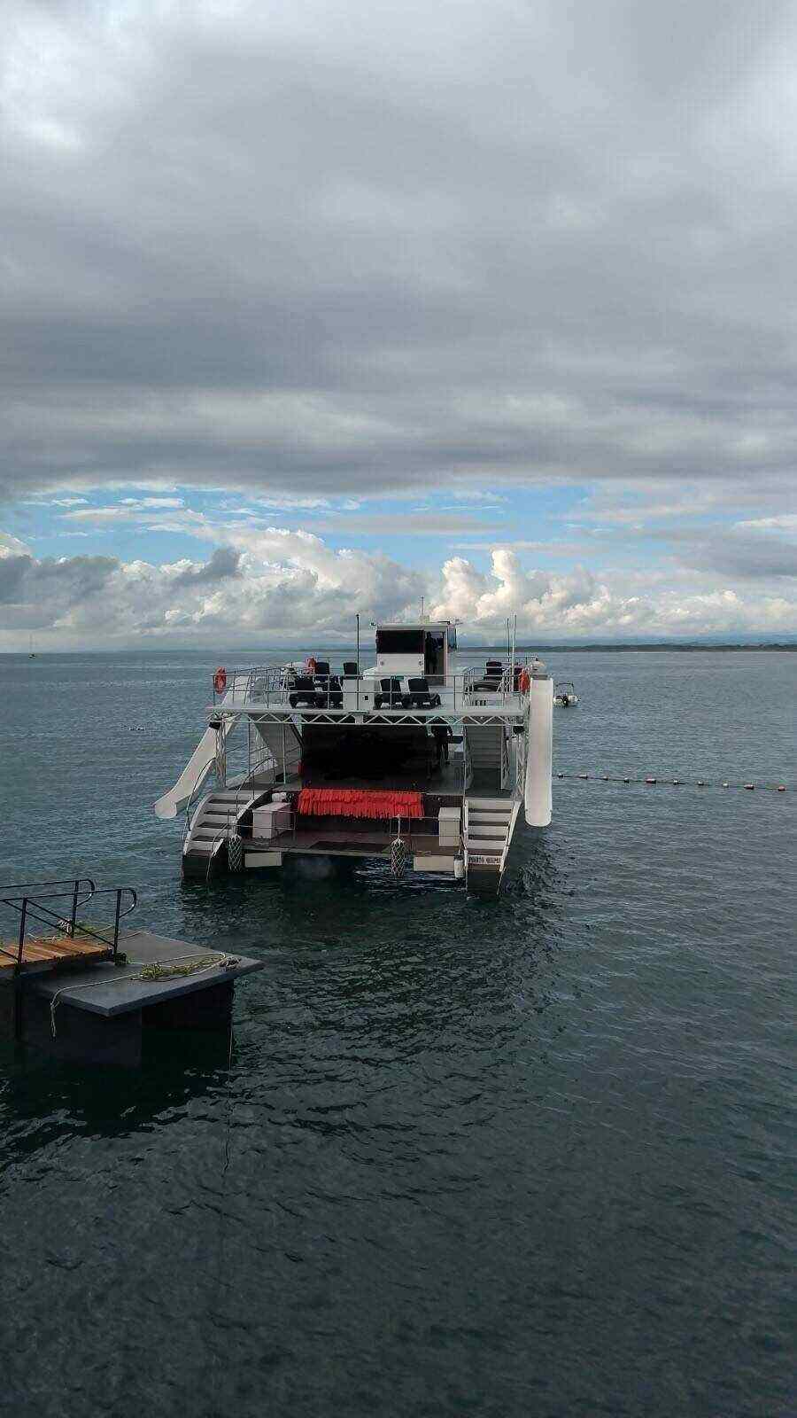 55 ft catamaran marina pea vela Quepos Costa Rica 55 ft catamaran marina pea vela Quepos Costa Rica