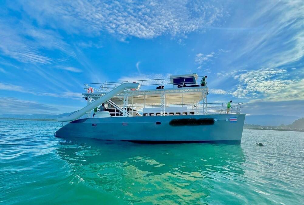 rsz_55_ft_catamaran_3